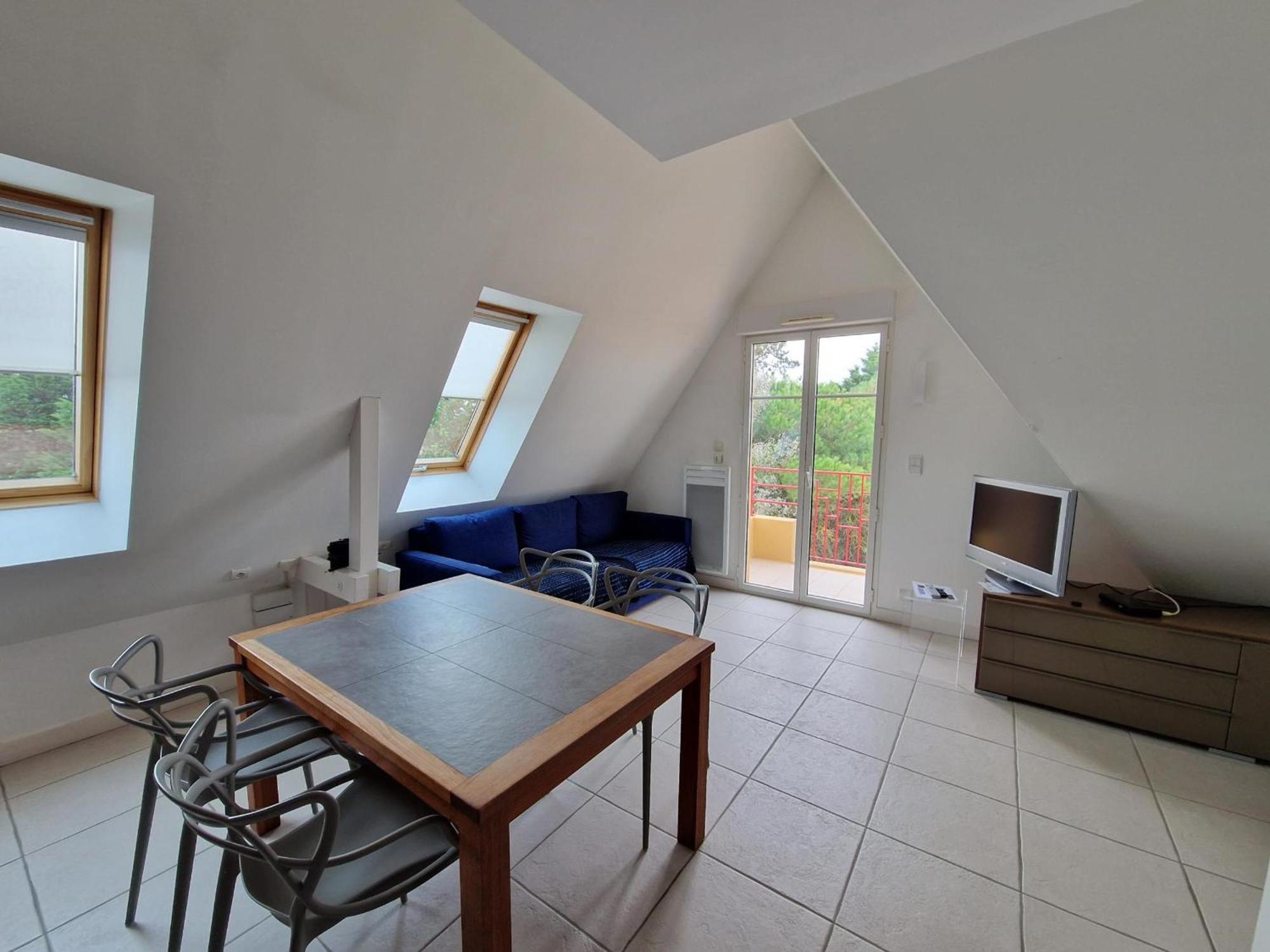 Bel Appartement T2 Avec Balcon, Wifi Et Parking Pres De La Plage - Fr-1-706-2 Шатлайон-Плаж Экстерьер фото